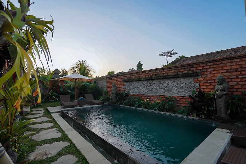 2 Bedrooms · Kedewatan, Ubud — photo 1
